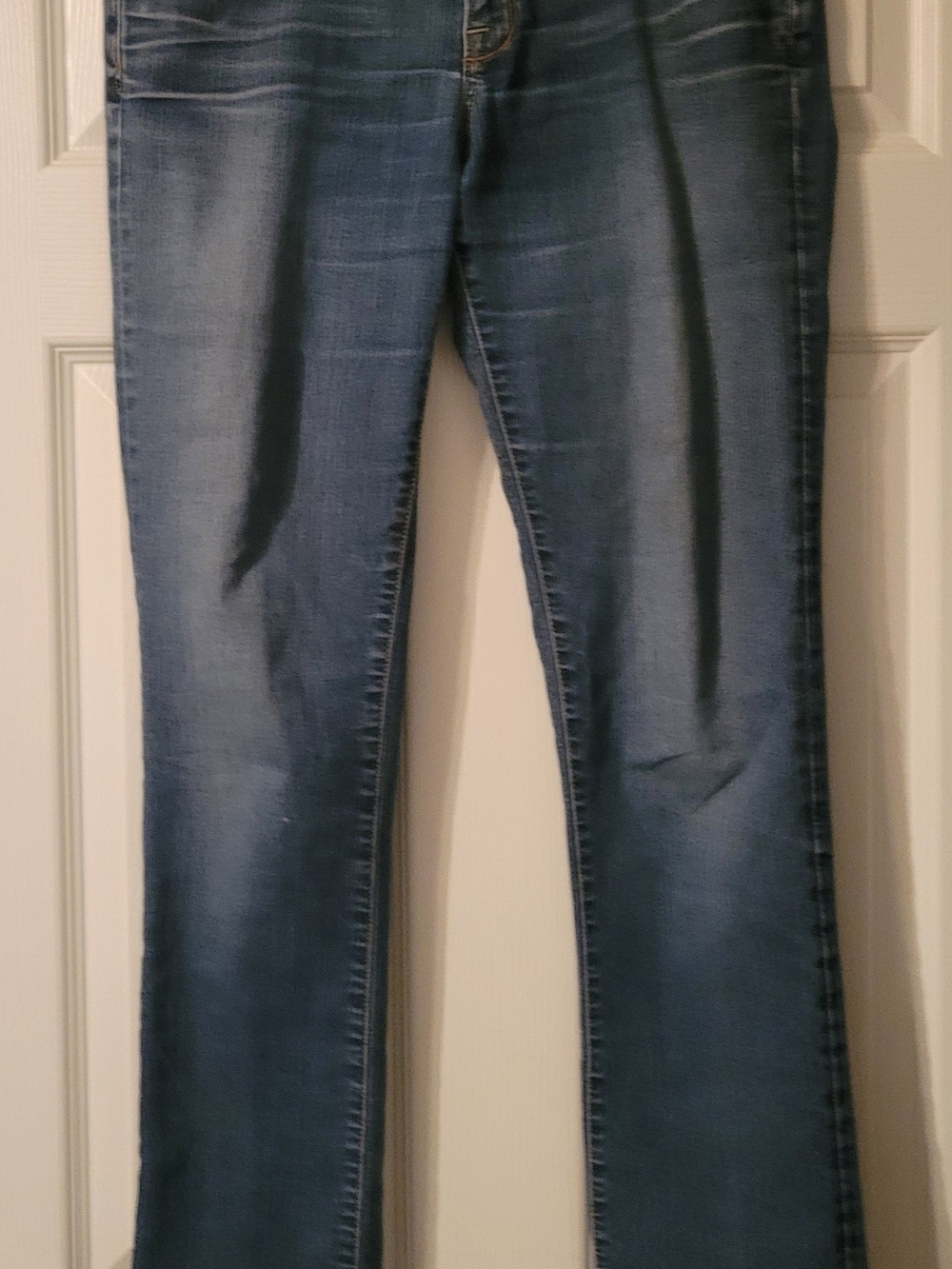 Lucky Brand Medium Wash Straight Leg Jeans ✨👖